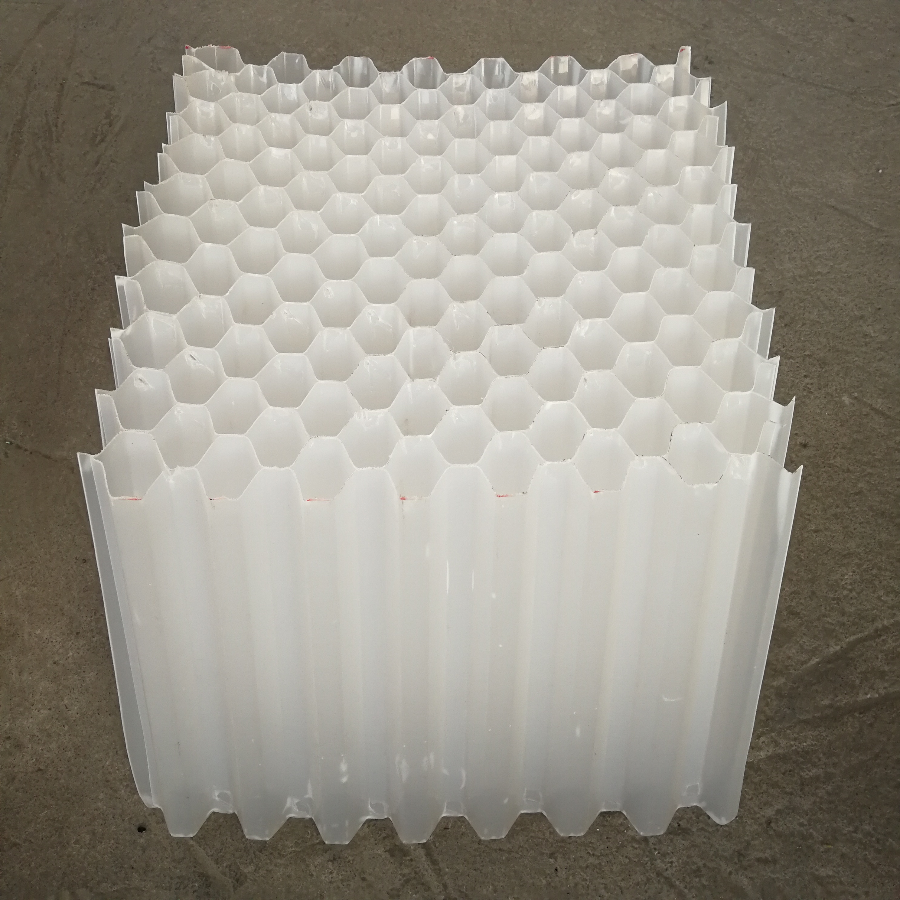 б������